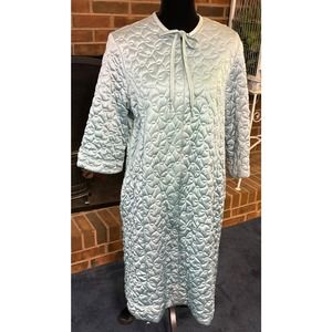 VTG Vanity Fair‎ Blue Quilted Robe Size 14 VOLUP